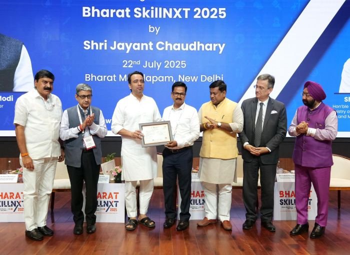 AI courses SOAR for schools launched, SkillIndia 2025 registration announced