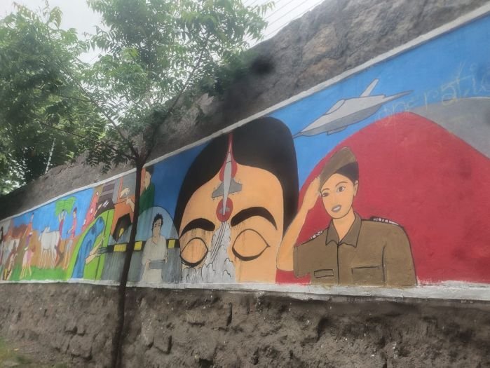 Students of Glendale International School Hyd paint school with Inspiring Stories from the Nation