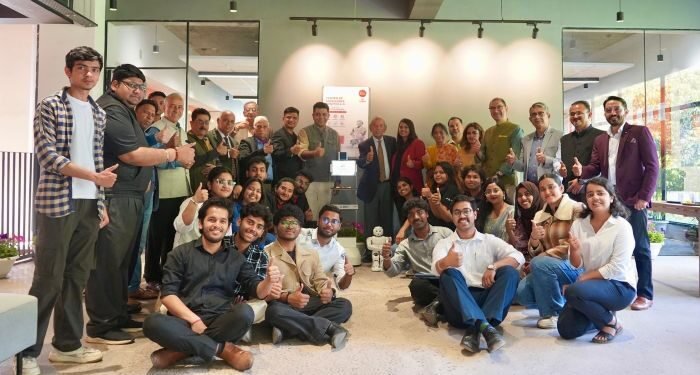 Shoolini University Launches Centre for Robotics and AI in partnership with Sirena Technologies