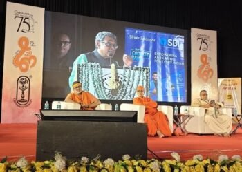 Values and Fearlessness of Bhagawad Gita Are Vital for Nation Building: Swapan Dasgupta, Bengal FM