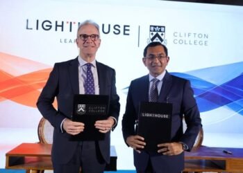 Clifton College enters academic collaboration with Lighthouse Learning in India