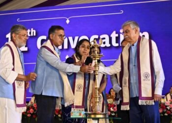 BML Munjal University’s 11th Convocation Ceremony witnesses 723 Students Graduate